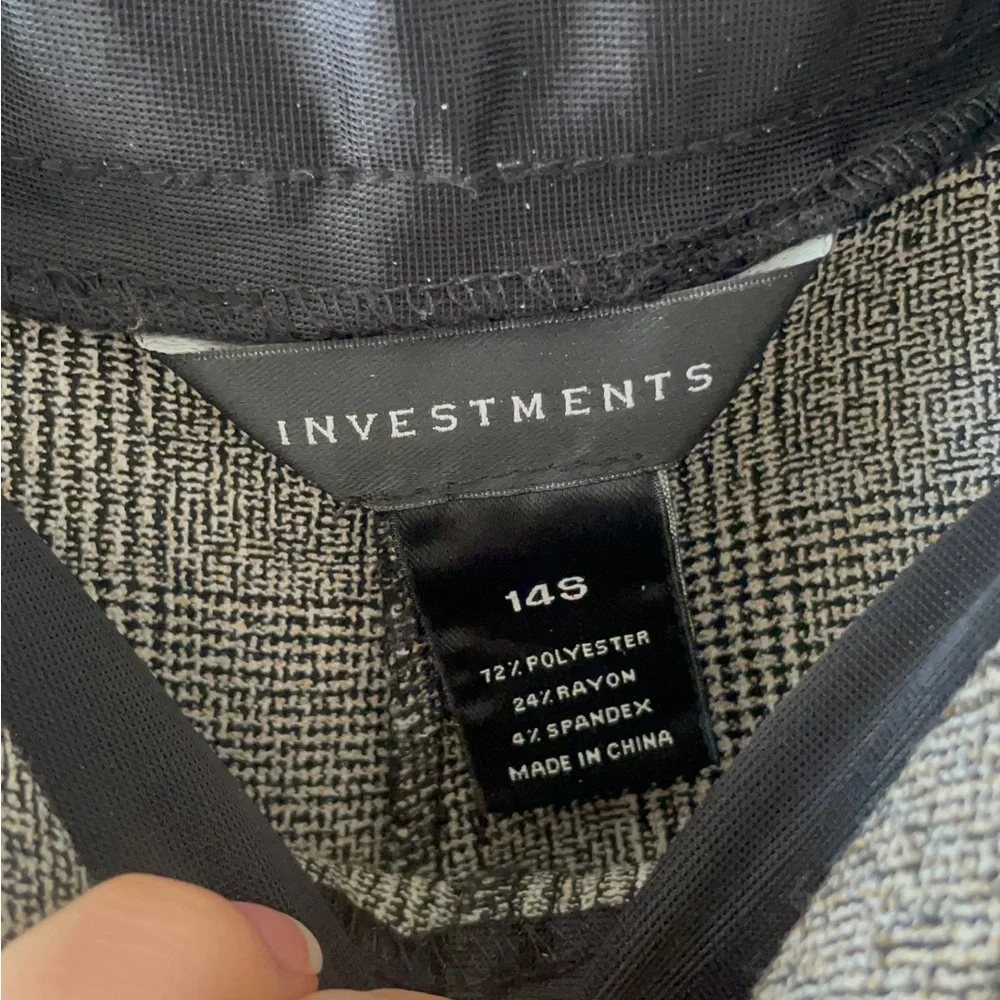 Investments Gray Women's Trousers - Picture 3 of 10